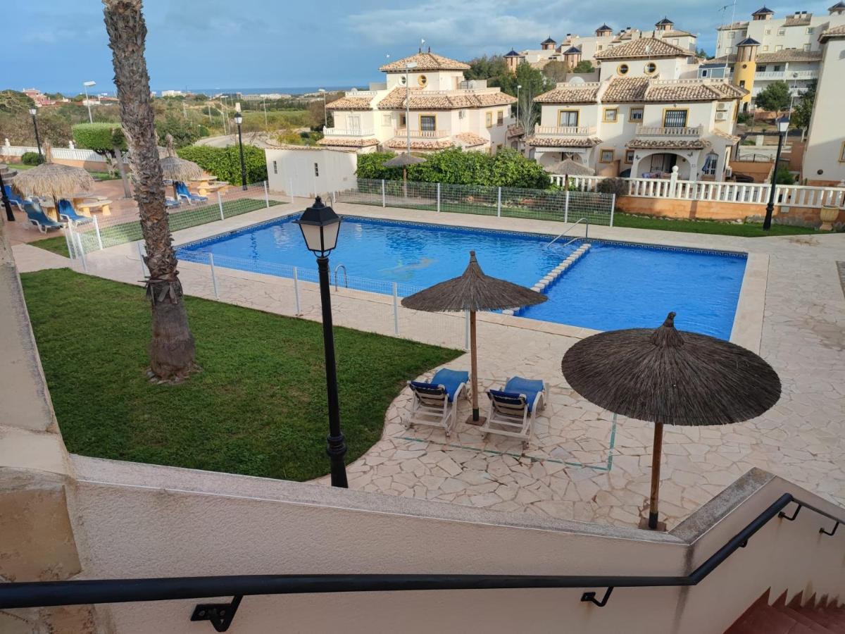Apartamento en La Zenia Apartment Orihuela Bagian luar foto